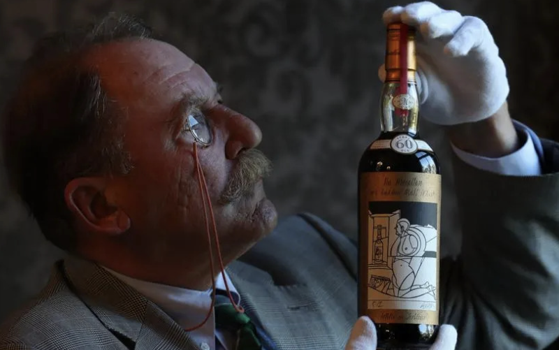 Рекордний продаж на аукціоні Sotheby’s: пляшка віскі “The Macallan” 1926 р. за 2,1 млн фунтів стерлінгів