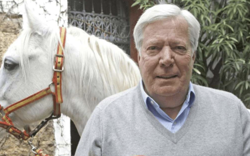 Спадкоємець Hermès прагне усиновити свого садівника, щоб передати йому спадок у мільярди євро