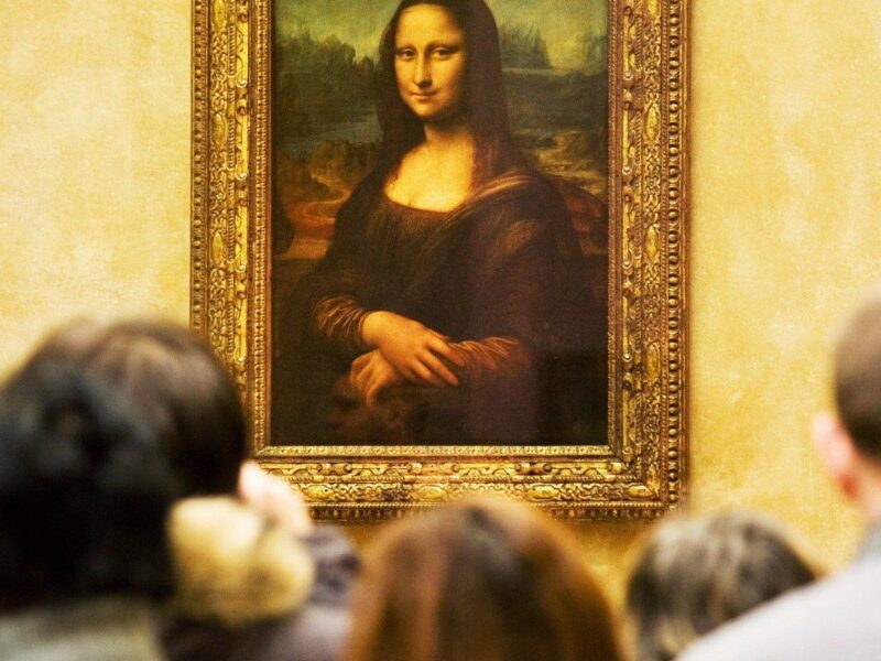 Мона Ліза в підвалі: Кінець “суспільного розчарування”?