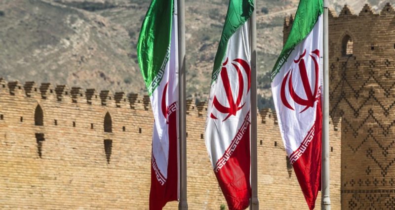 Другий тур президентських виборів в Ірані, рекордно низька явка і політичні обіцянки