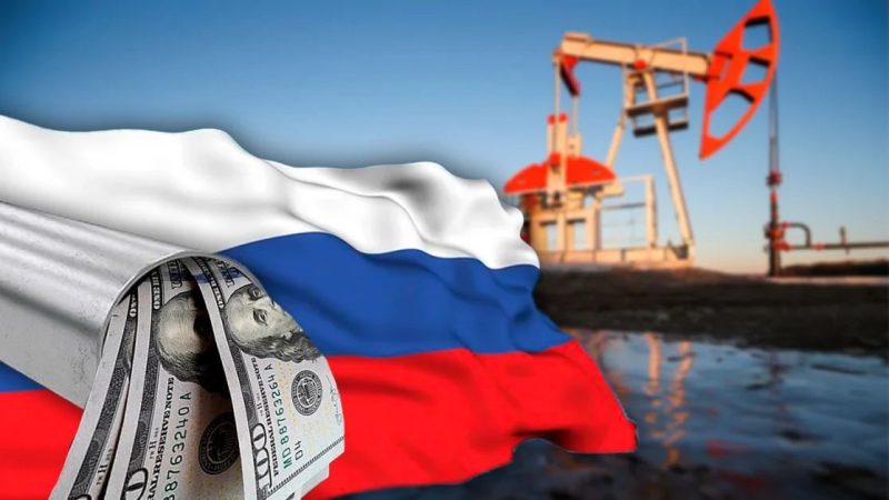 Ефективність західних санкцій на російську нафту знижується, застерігає Le Monde