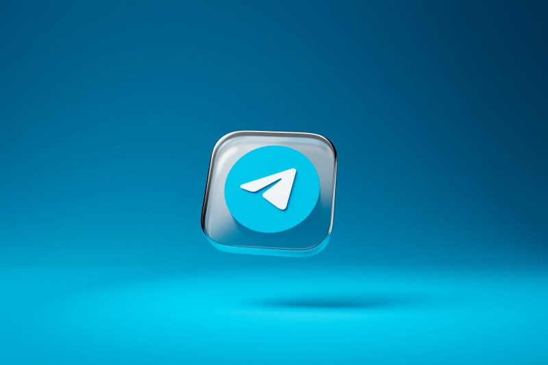 Маск і Дуров спростували підписання угоди між xAI та Telegram на $300 млн