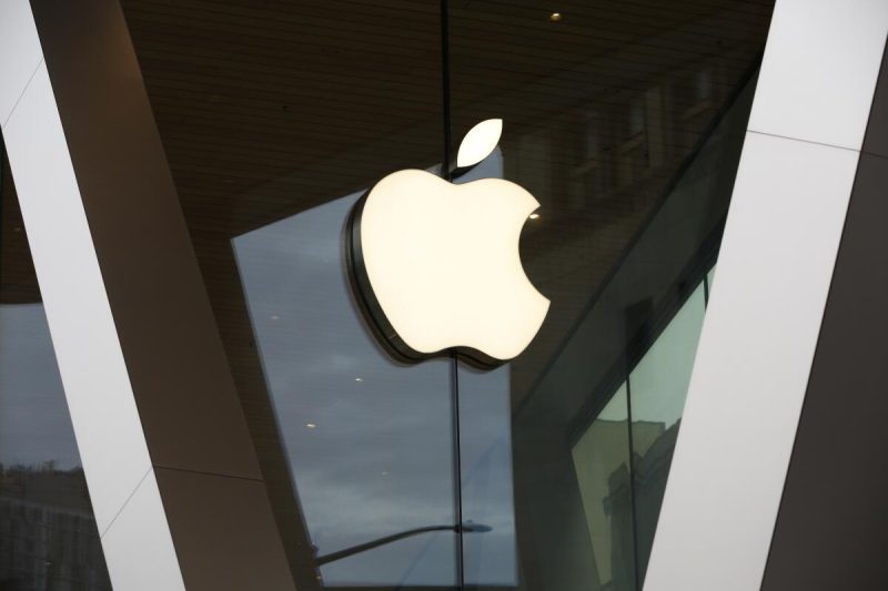 Apple звинувачують у приховуванні проблем з ШІ