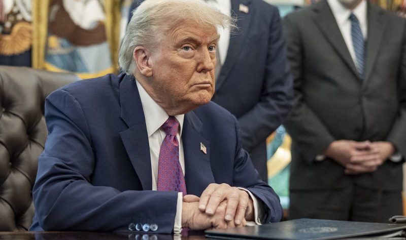 Трамп скликає Кабмін через напад Ізраїлю