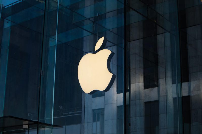 Apple замовила нові чипи у Samsung