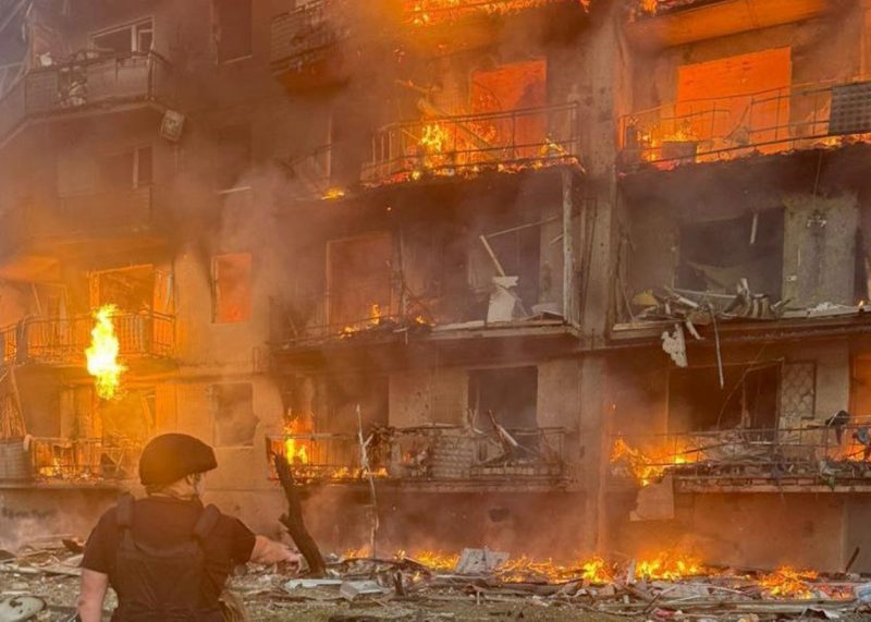Масштабні пожежі у Костянтинівці: російські удари паралізували місто
