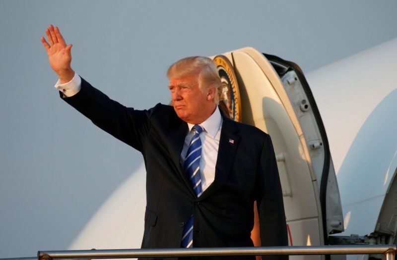 Дональд Трамп розпочав тривалий візит до Азії Дональд Трамп розпочав тривалий візит до Азії