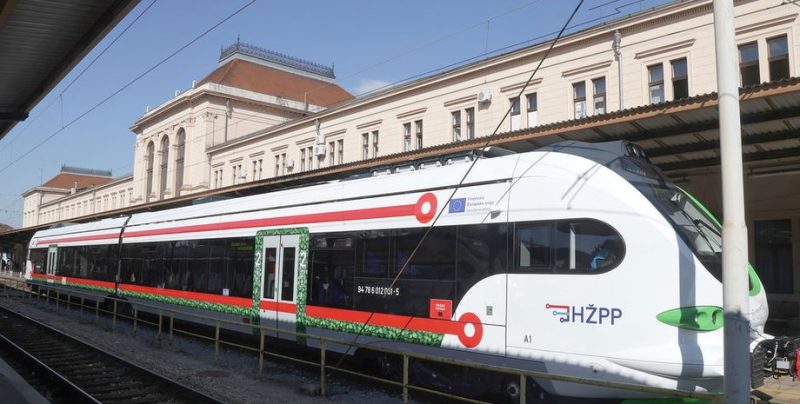 У Хорватії розпочав роботу акумуляторний електропоїзд
