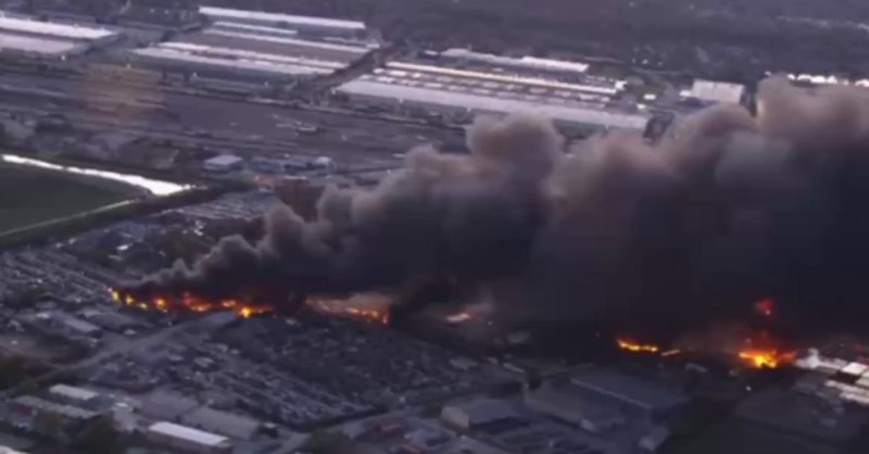 У США розбився вантажний літак UPS: загинули члени екіпажу