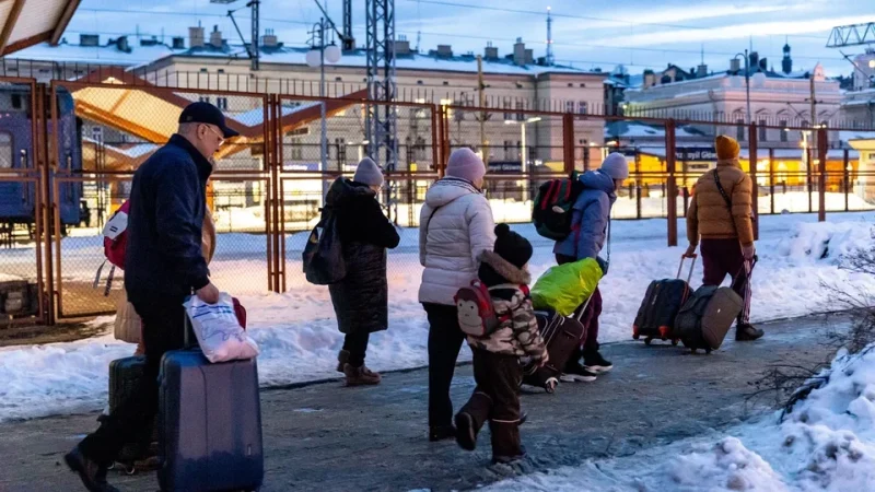 Українці у США втратили роботу через затримки з оновленням гуманітарного статусу