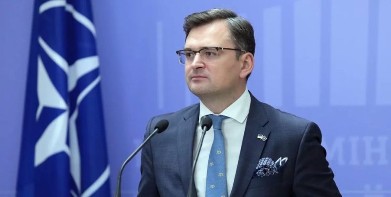 Кулеба розповів, чому не став добровольцем, і заявив про готовність до мобілізації