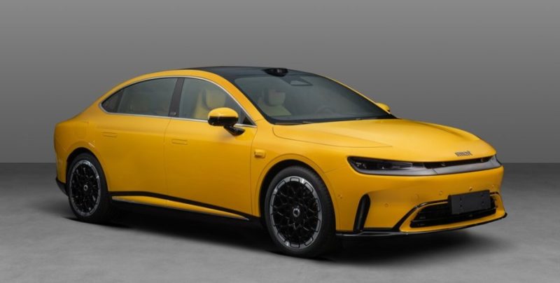 Smart представить свій перший седан